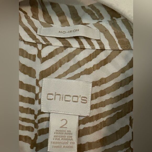 Chico’s No-Iron zebra Print Roll-Tab Sleeve Shirt White Tan size 2 Large EUC - Picture 4 of 13